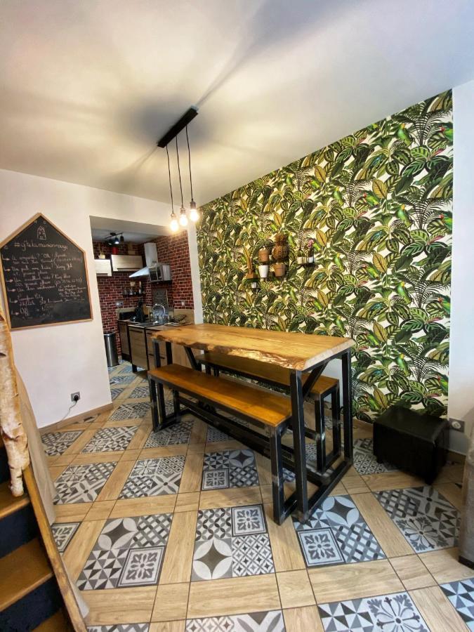 Gite La Maison Rouge Bethune Bagian luar foto
